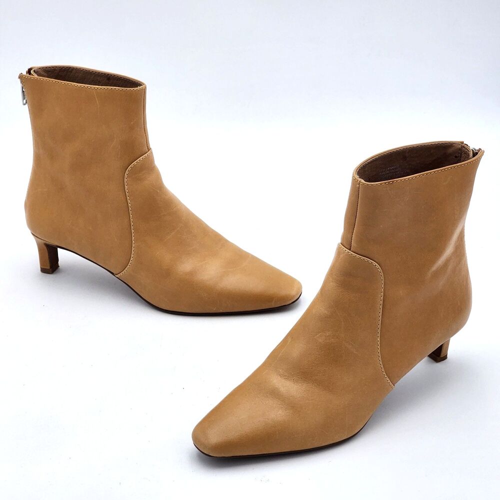 Madewell The Dimes Kitten Heel Leather Ankle Boots Distant Sand Size 7.5 RARE